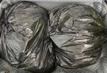 Un gălățean de 39 de ani a fost reținut de polițiști în timp ce transporta un bagaj cu 2 kg de muguri de canabis