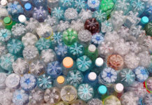 Auchan oferă 0,5 lei sub forma de voucher pentru fiecare recipient PET sau de aluminiu (tip doza) reciclat. Lanțul de magazine acceptă maxim 200 de ambalaje reciclate zilnic de fiecare persoană