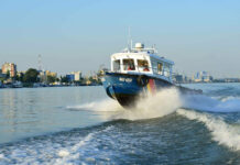 O barcă cu opt persoane la bord s-a răsturnat în Dunăre. Femeia care conducea barca, testată pozitiv la droguri